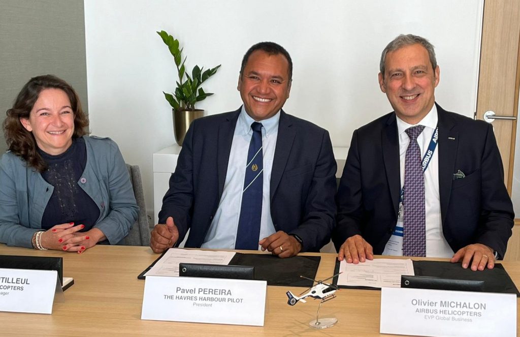 Signature au salon du Bourget ® d’Airbus Helicopters