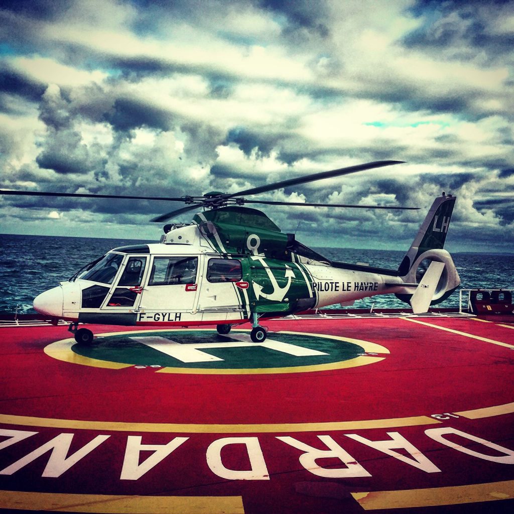 Lima Hotel - Dauphin AS 365 N3    Photo ©Pierre Castetz