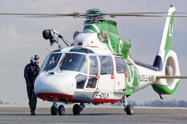 Hélicoptère de la Station de Pilotage le Havre-Fécamp ©Roland Grard